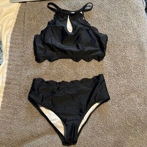 Scalloped bikini